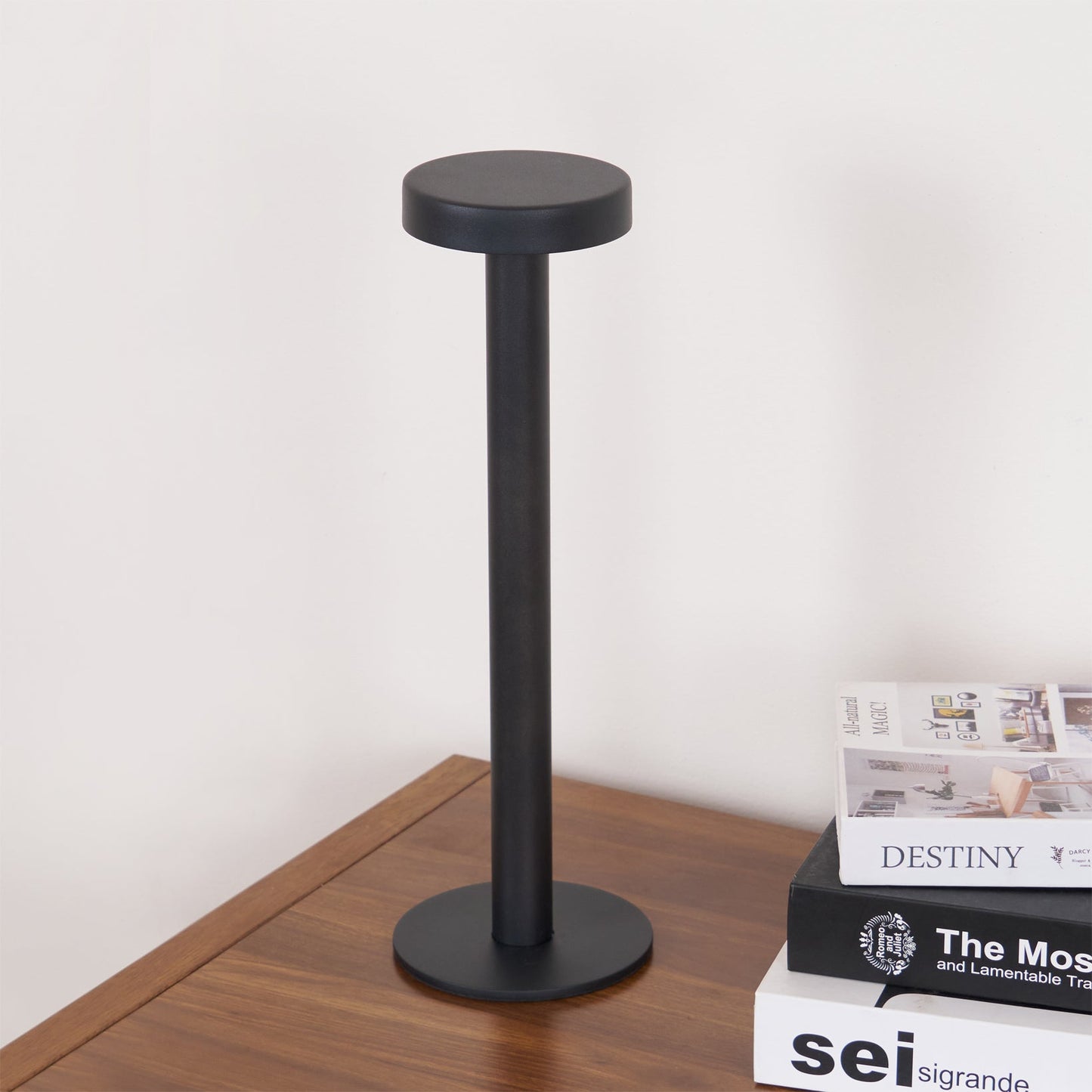 Tetatet Built-in Battery Table Lamp