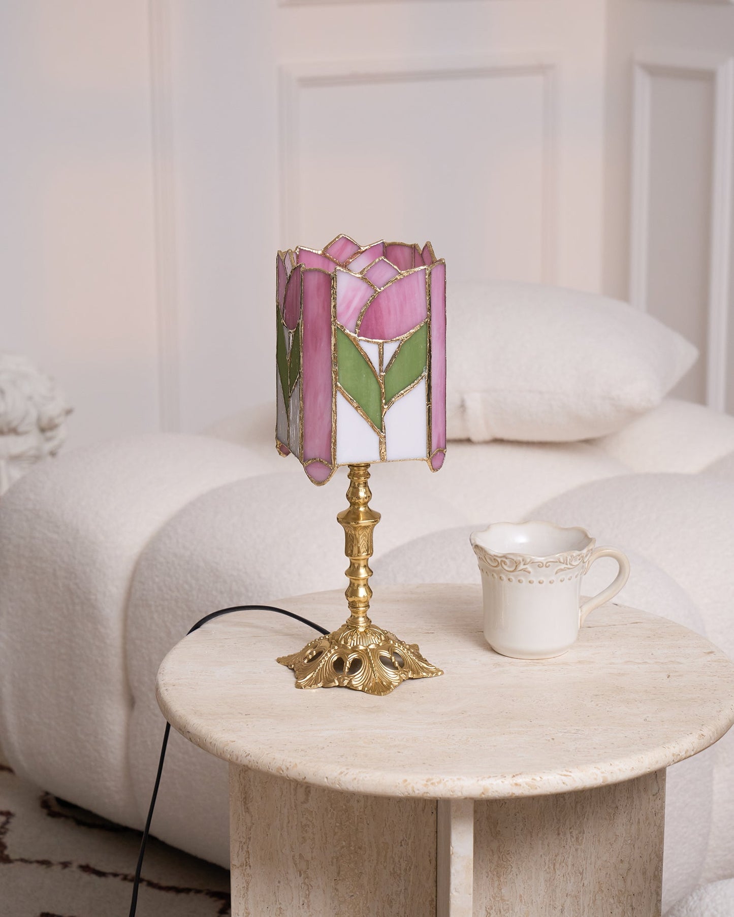 Tulip Tiffany Table Lamp