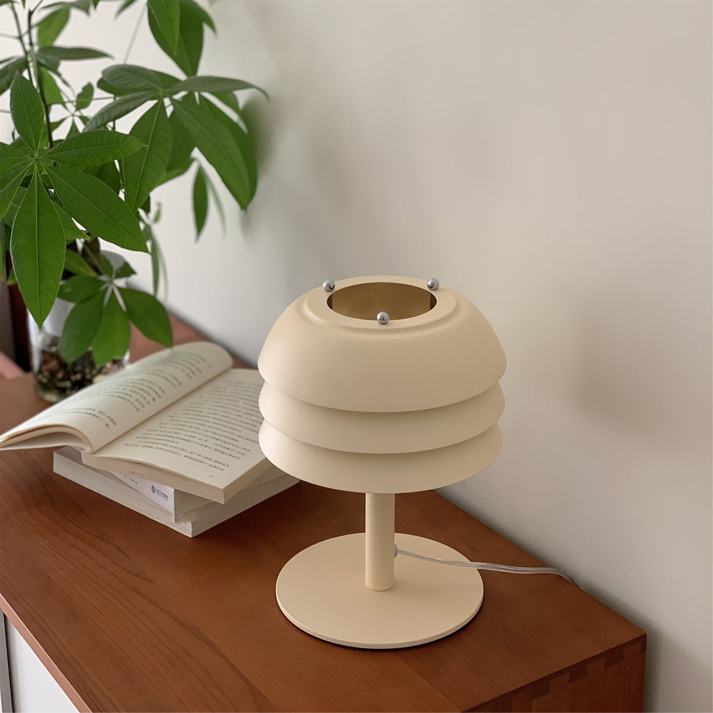 Valencia Table Lamp