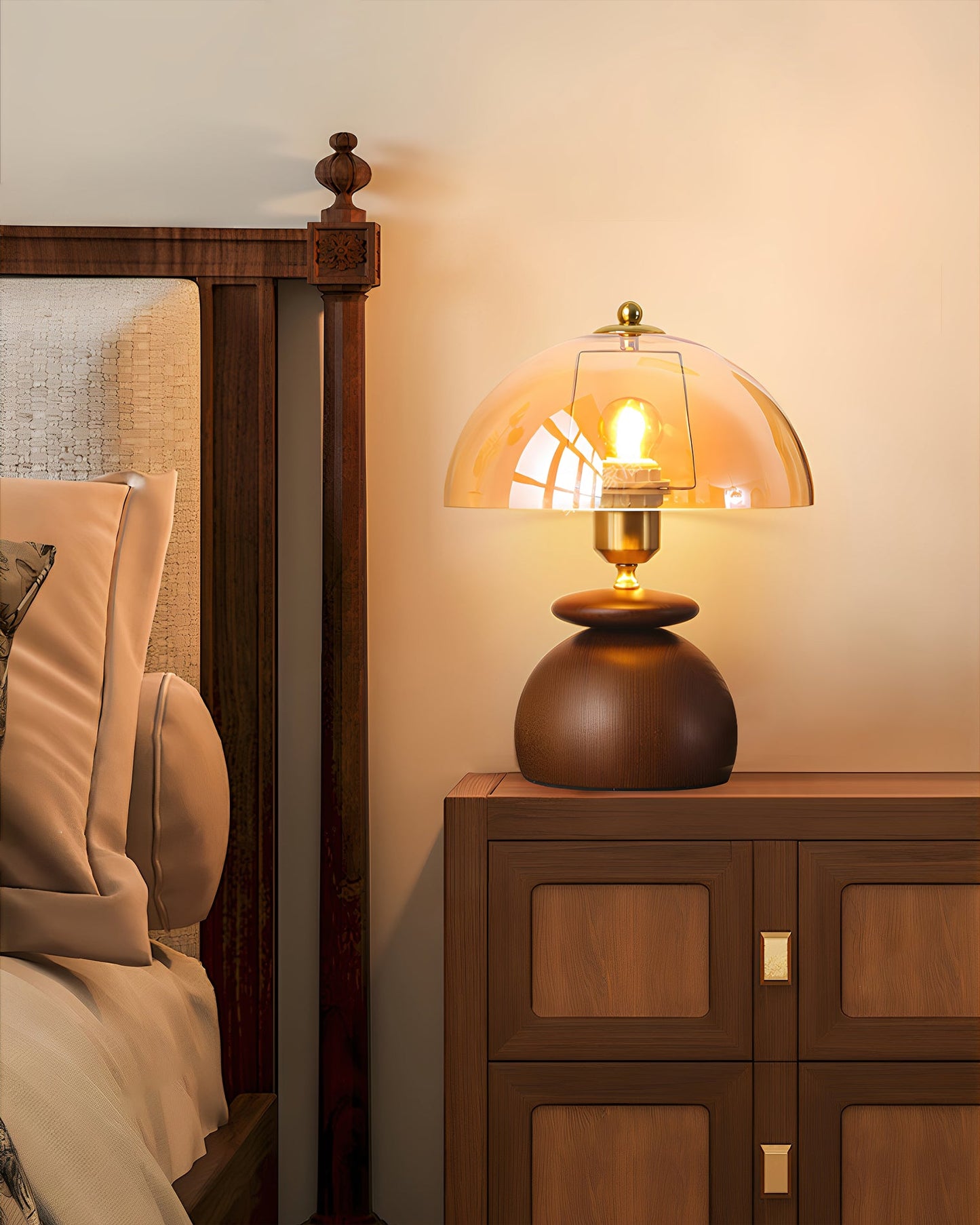 Valeska Table Lamp