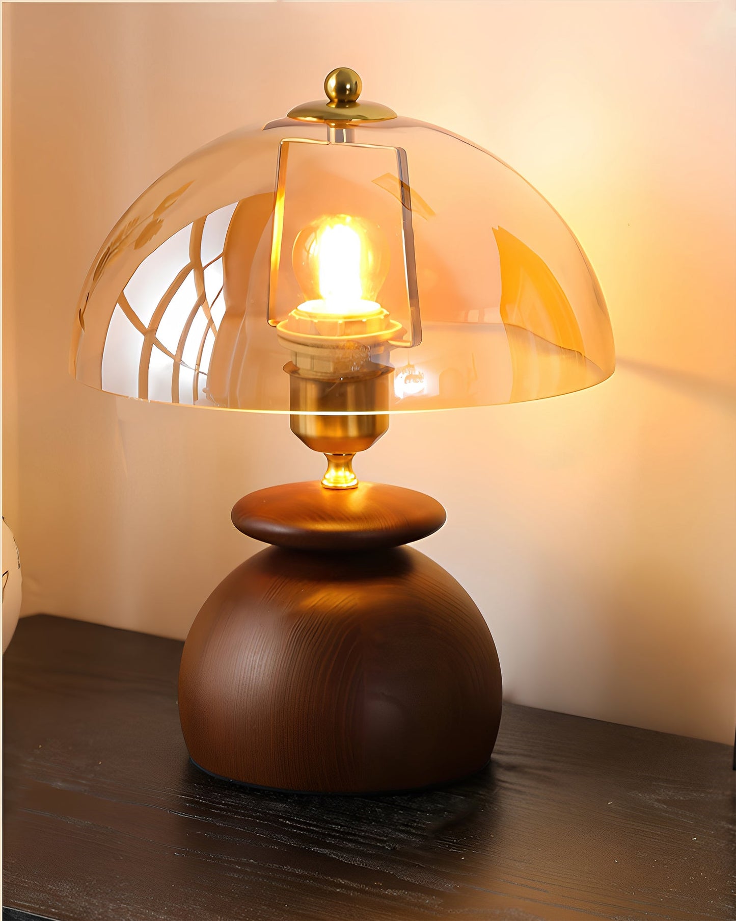 Valeska Table Lamp