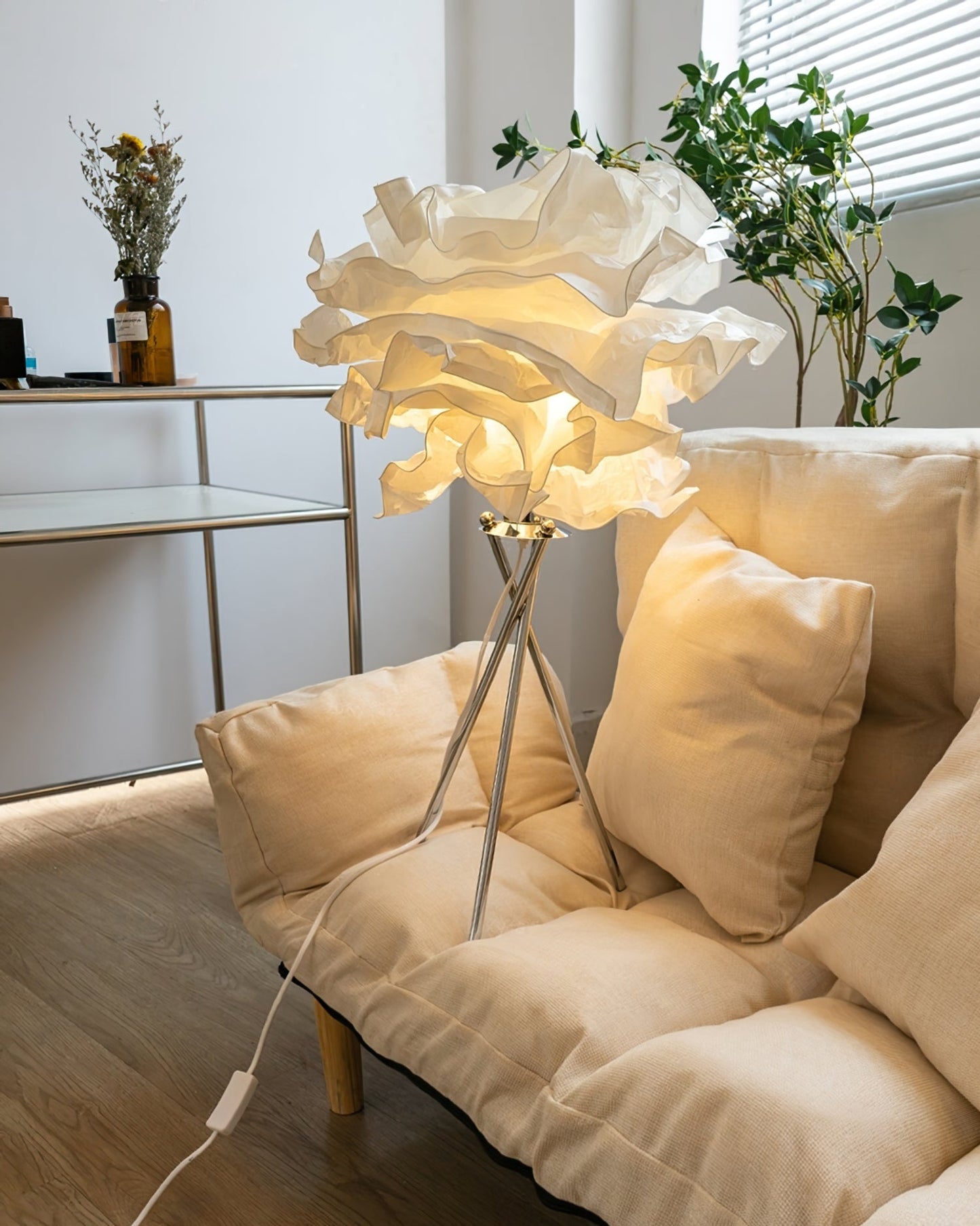 Veli Table Lamp
