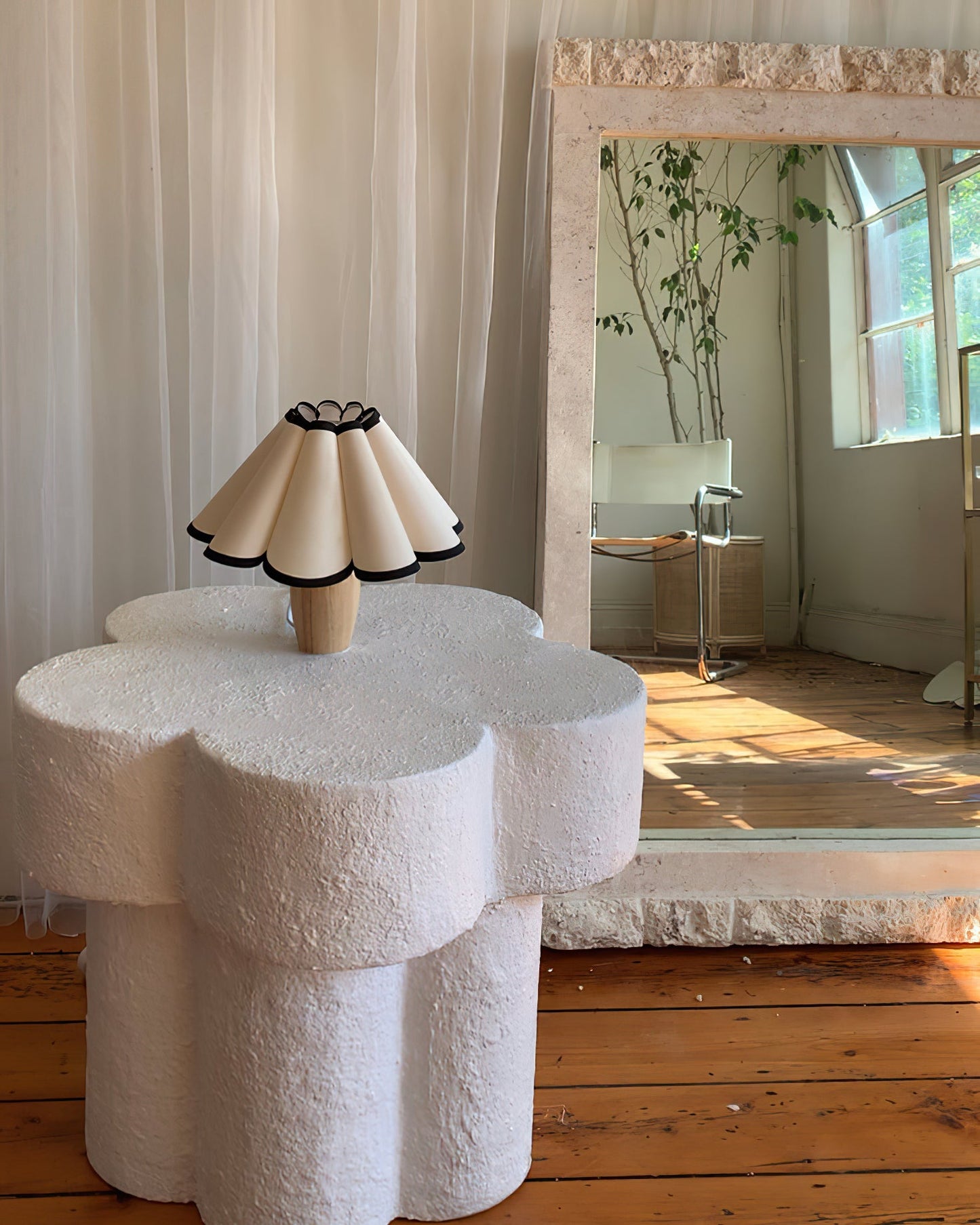 Vintage Fluted Table Lamp