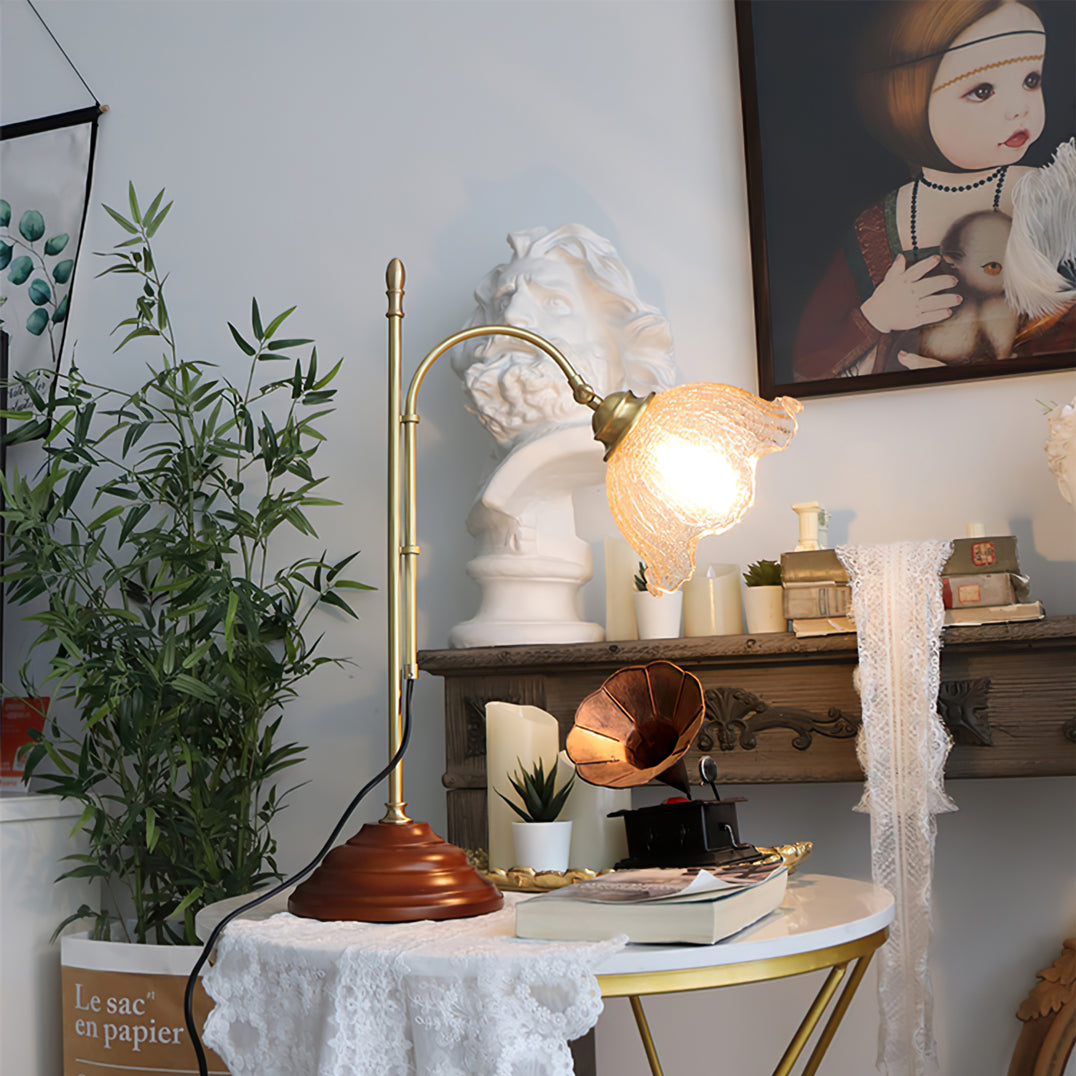 Vintage Textured Table Lamp