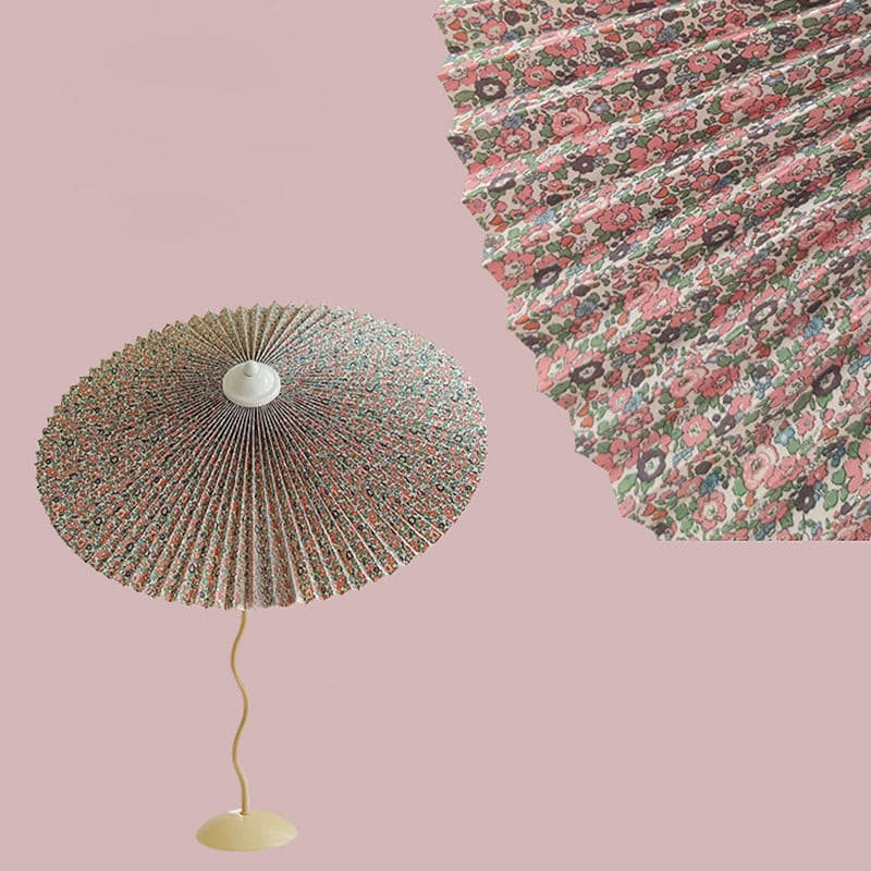 Wiggly Pleated Table Lamp