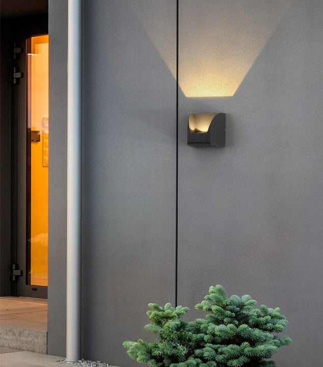 Black Modern Outdoor Waterproof Aluminum LED Wall Scones For Garden, Courtyard