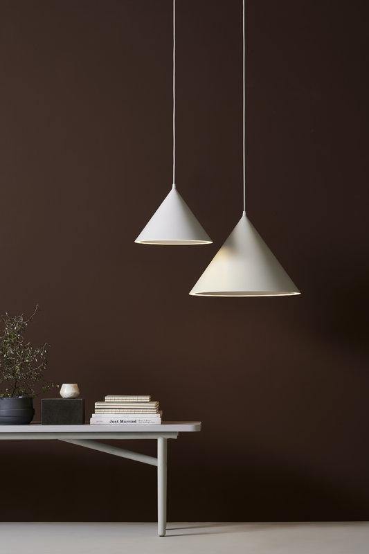 Annular Triangular Modern Pendant Light