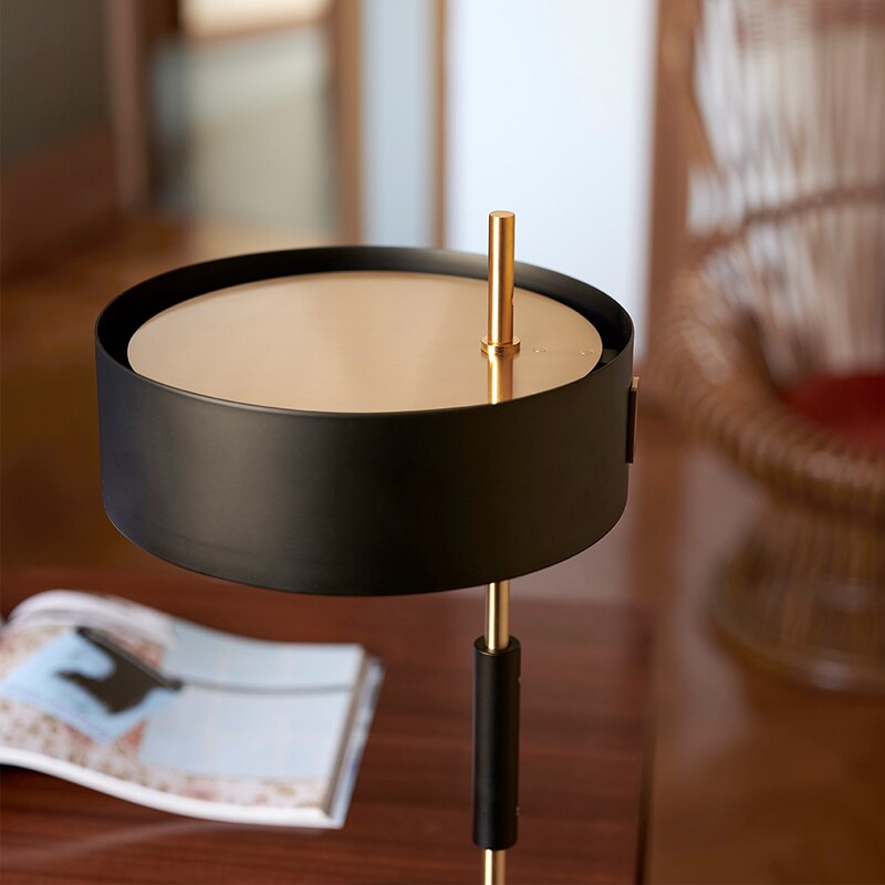 Cue - LED Lamp